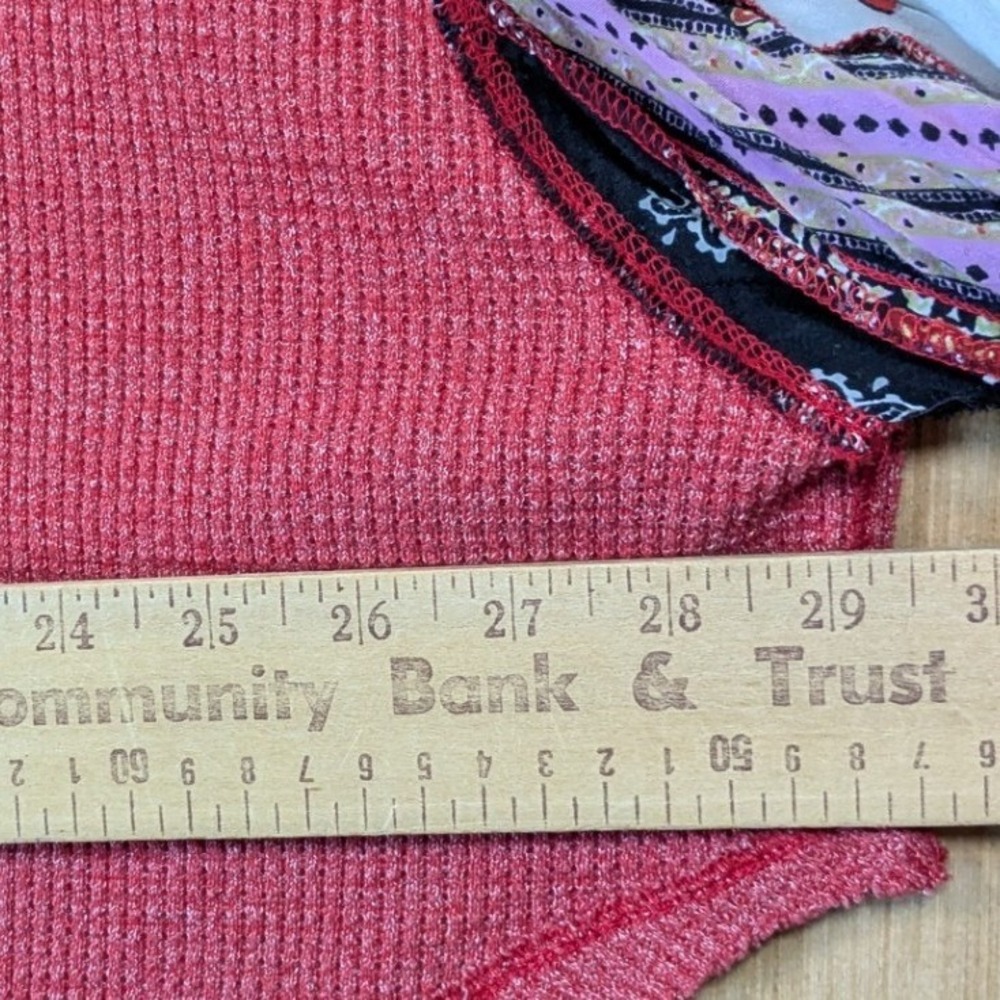 We The Free Top Womens Medium Red Waffle Knit Boho Indie Patchwork Oversized - Picture 7 of 9